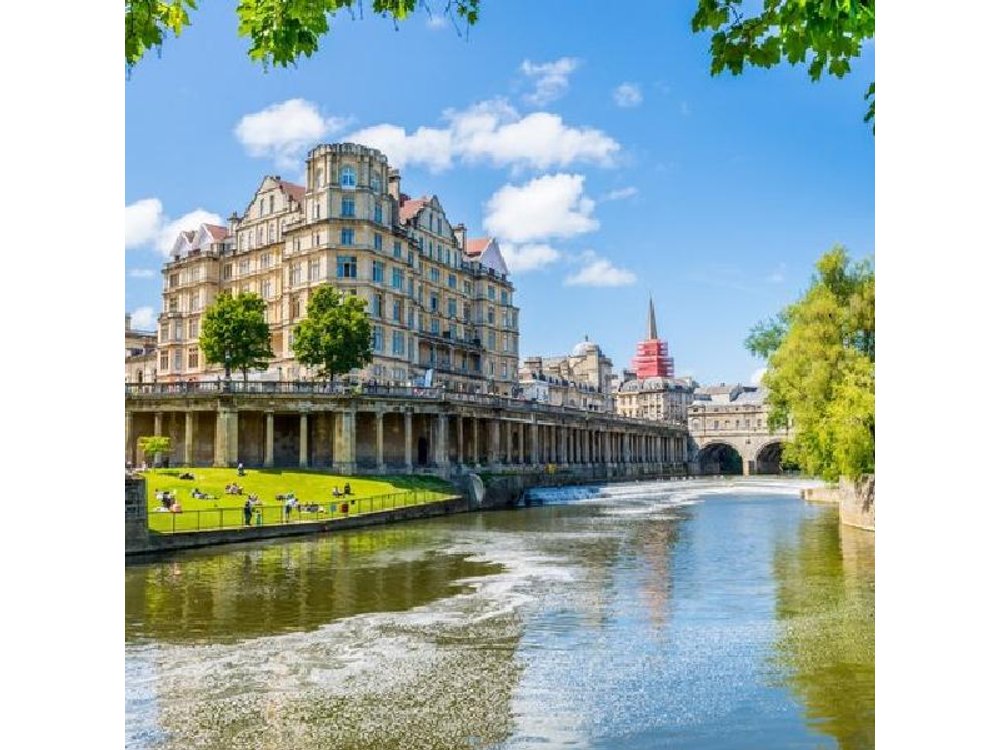 Luxury Windsor, Bath & Stonehenge Tour from London