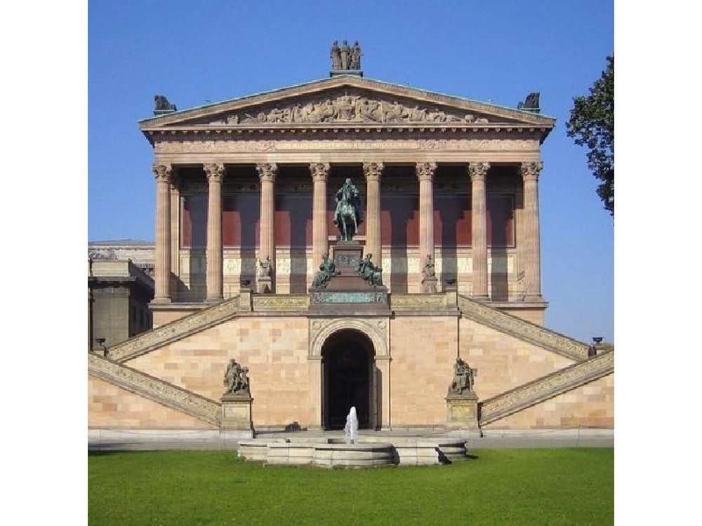 Explore Berlin Shore Excursion: Top Attractions Private Tour from Warnemuende