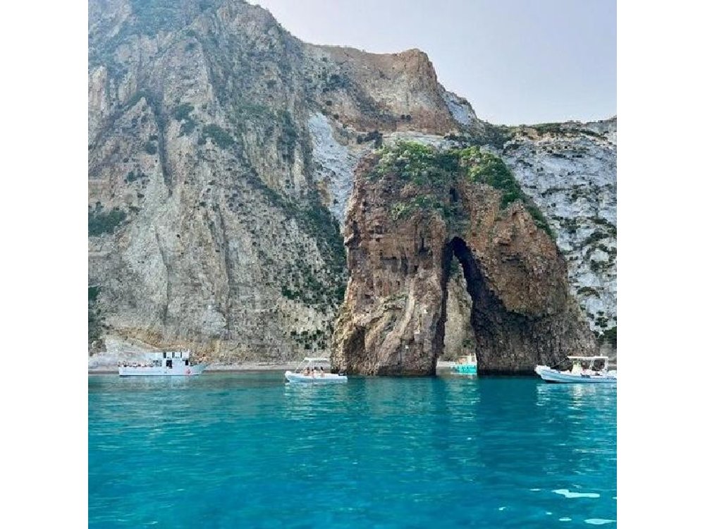 Ponza Island Day Trip from Rome with Boat Tour Swimming and Lunch