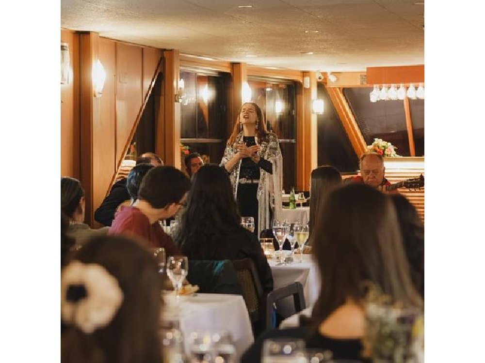 Lisbon Dinner Cruise with Fado Show on the Tagus River