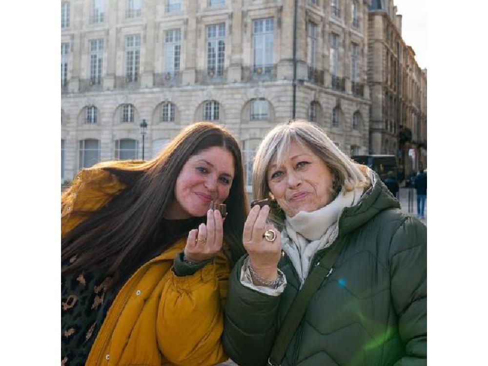 Bordeaux Afternoon Food Tour : Sweets, Wine and Cheese