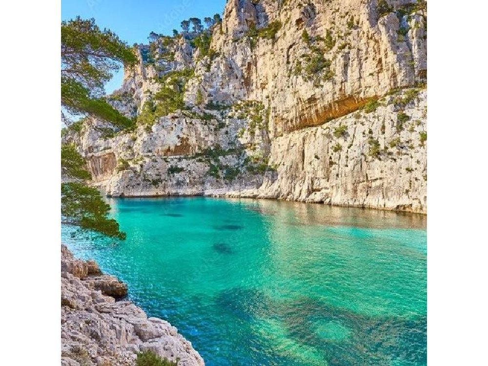 Cassis, the beautifull Calanques & Marseille hightlights