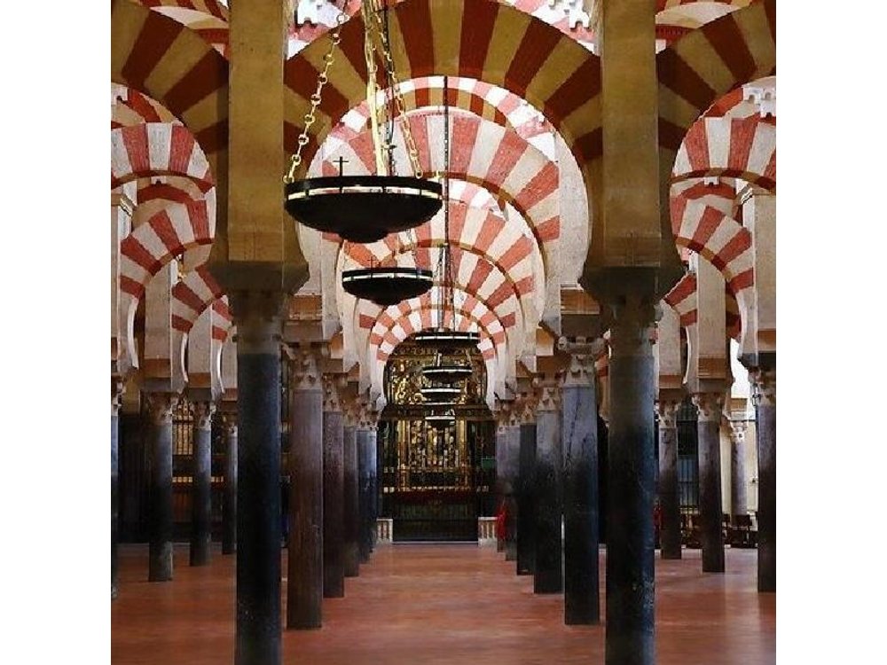 Guided Cordoba Tour with Mosque-Cathedral Access from Malaga