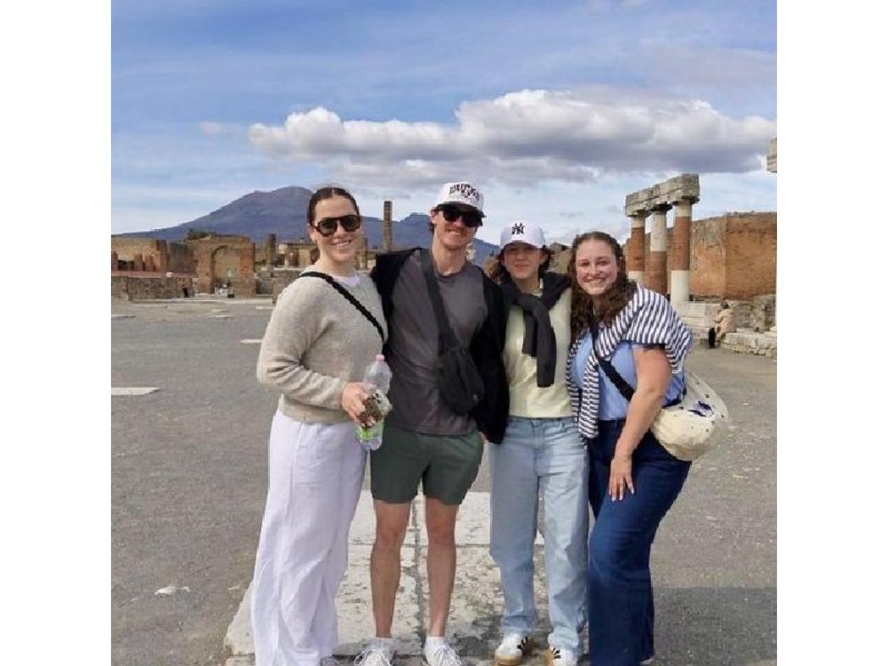 Half Day Herculaneum and Pompeii Tour from Positano