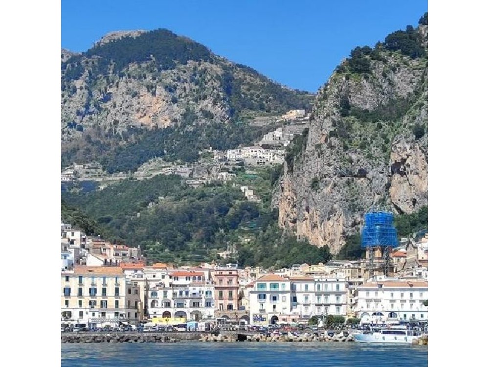 Tour from Naples: Sorrento, Positano and Amalfi with Boat Ride
