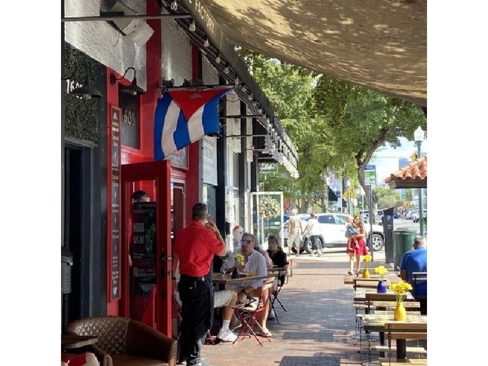 Miami Little Havana Small Group Tour with Cuban Historian