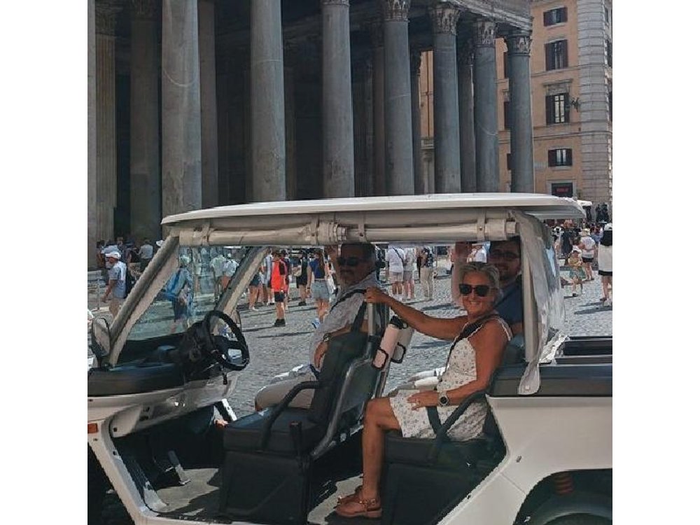 Golf Cart Tour Private Experience of Rome's City Center