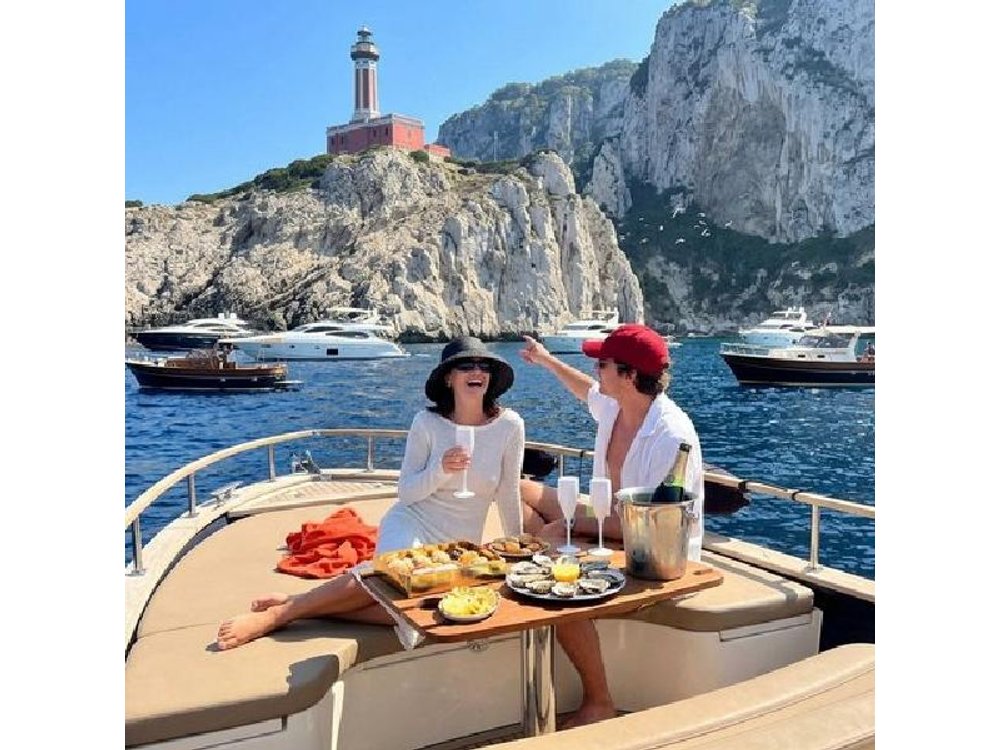 All-Inclusive Capri Boat Tour with City Visit from Positano