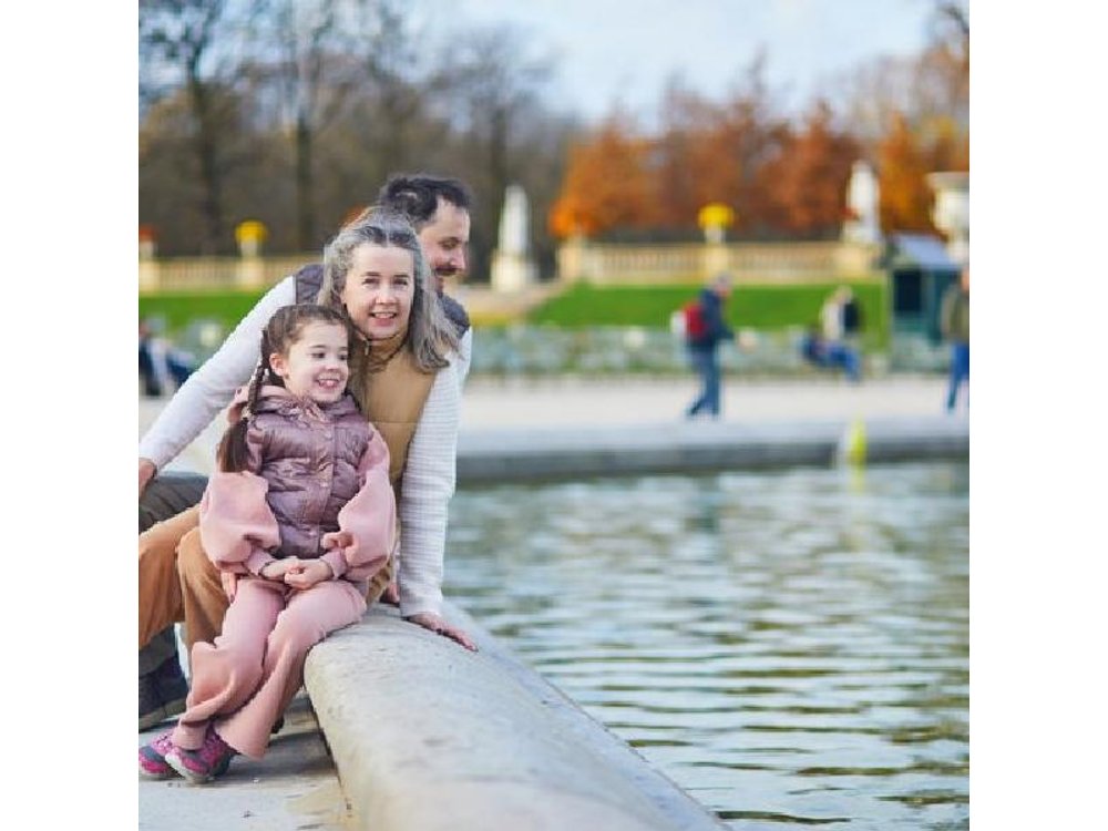Kickstart Paris Private Tour. City Highlights for Newcomers