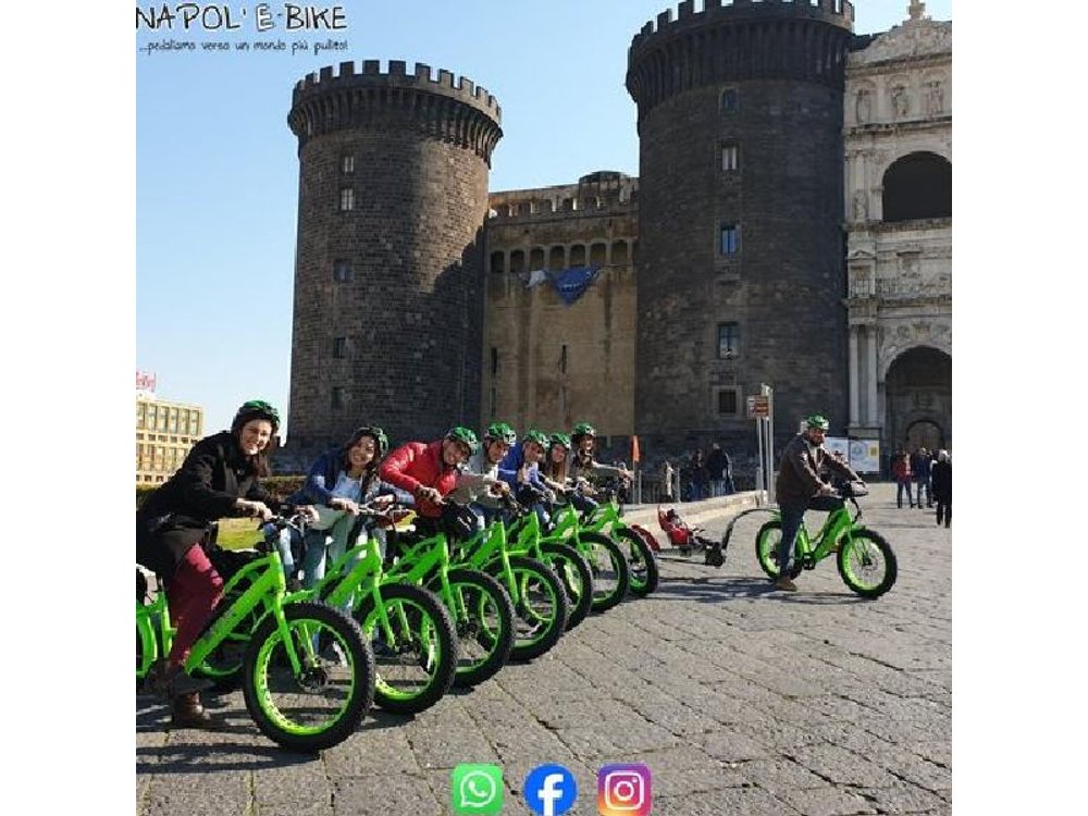 Guided tour of Naples by FAT electric bike