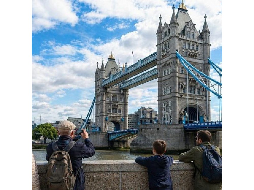London Highlights Private Tour of Markets, Camden and City Sights
