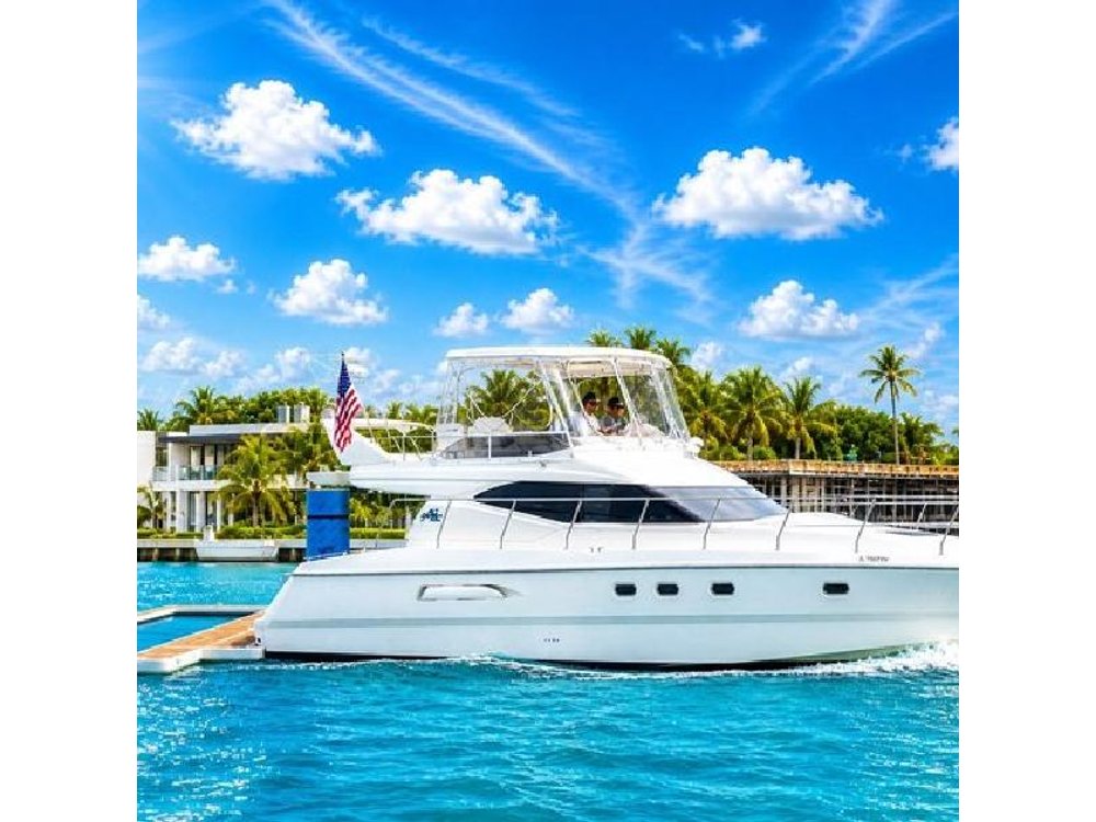 Miami Yacht Rentals with 2 Free Jet Skis, Azimut 55ft up 13 ppl