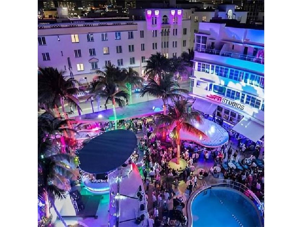 Miami Pub Crawl + Clubbing Experience
