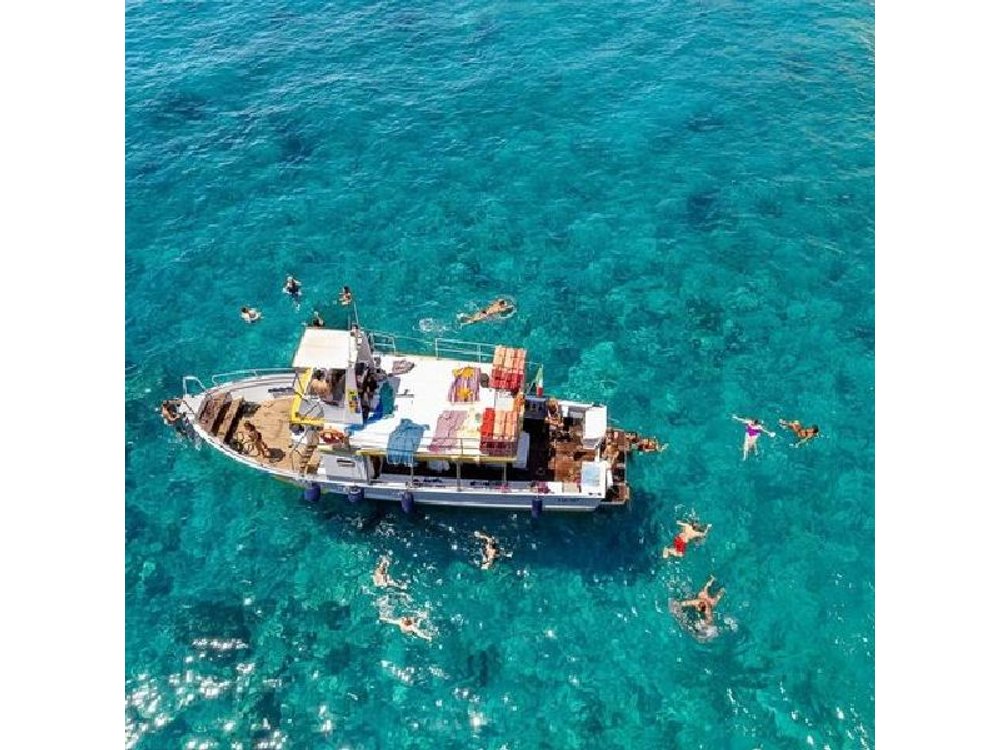 Ponza Island: Full Day Cruise Trip from Anzio with Lunch on board