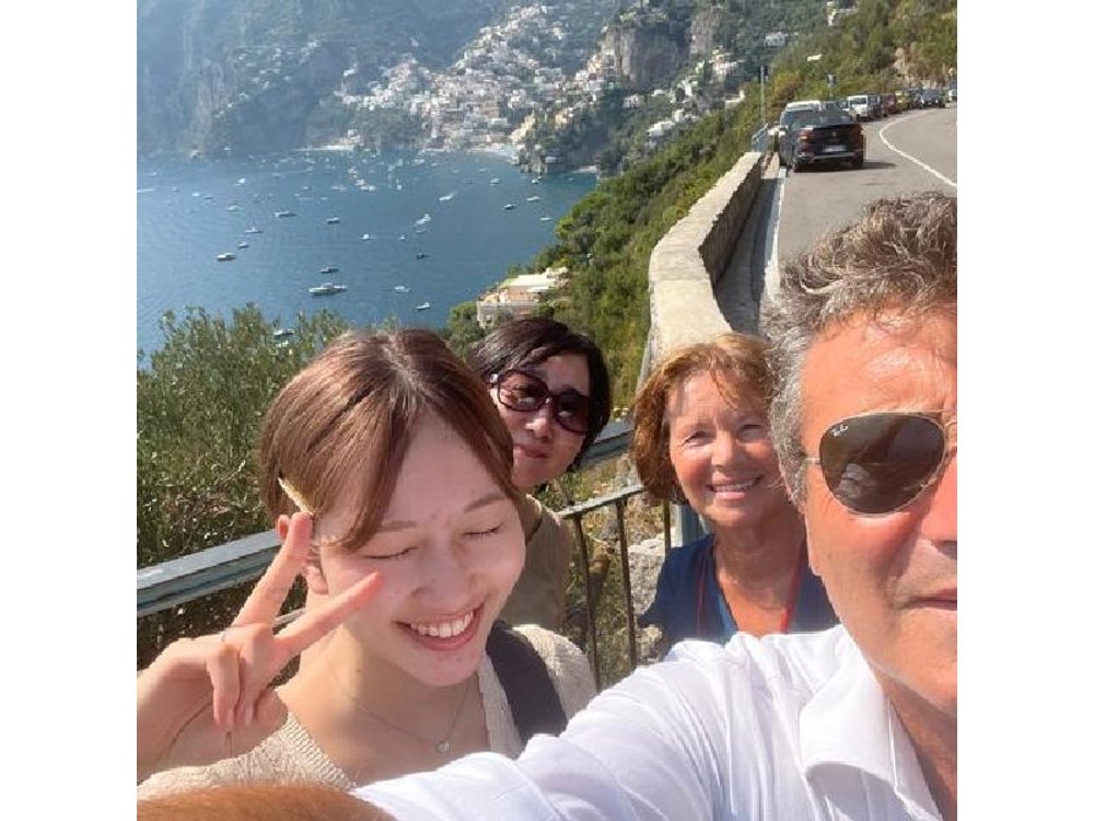 Amalfi coast Small Group No Big Bus