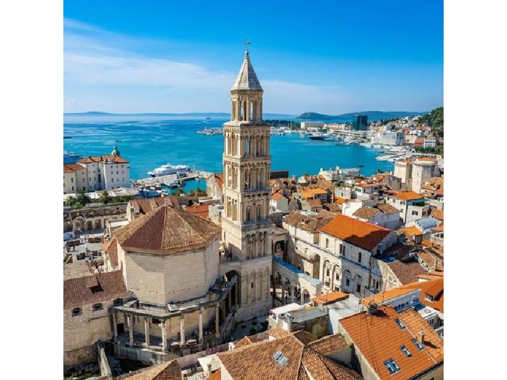 ESSENTIAL SPLIT Walking Tour with Local Tips