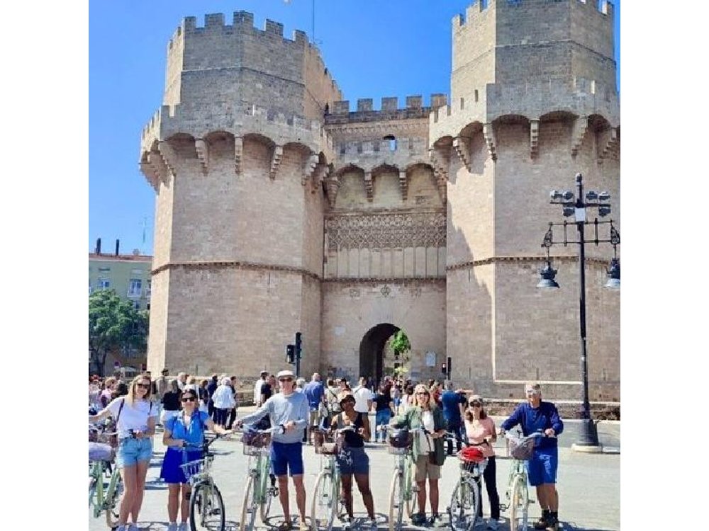 Valencia Easy Bike Tour: No Rush, Just Enjoy