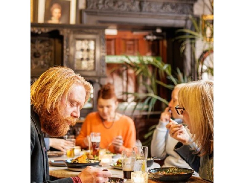 Dublin 3-Course Irish Food Tour: 3 Historic Pubs