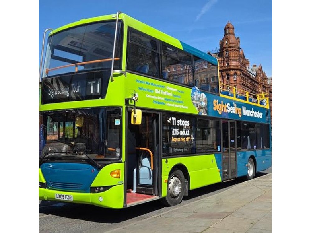 Manchester: Sightseeing Open-Top Bus Tour