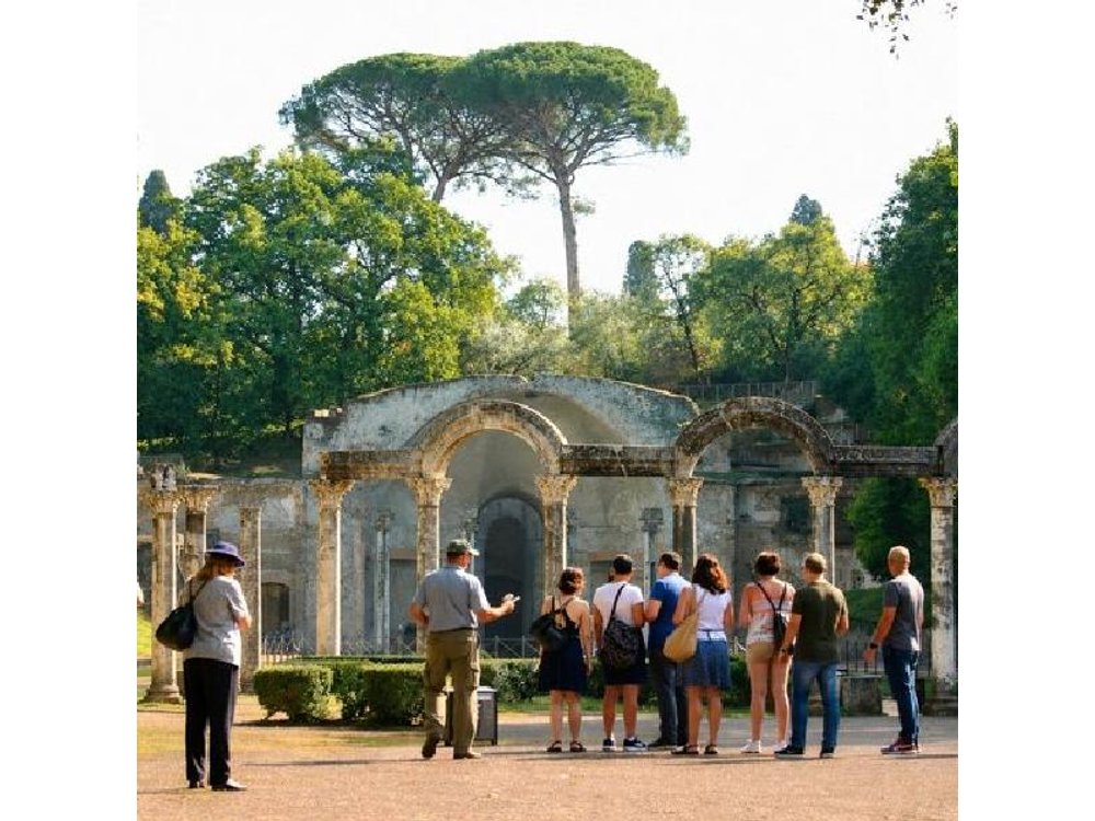 Rome to Villa Adriana Private Day Trip by Train with Tickets