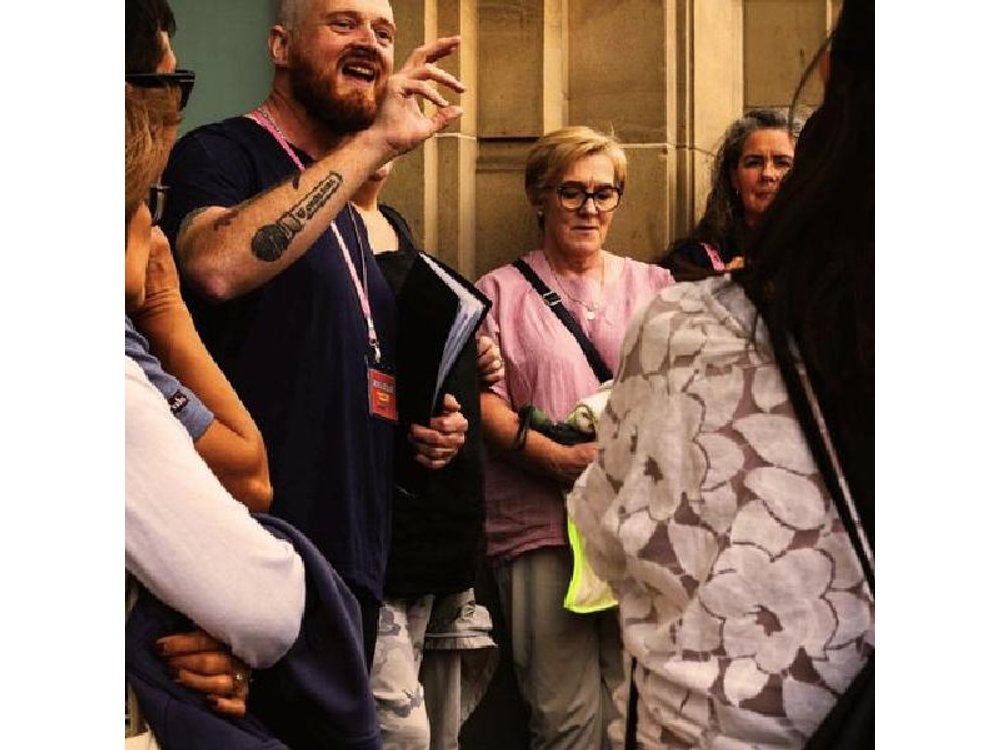 History of Edinburgh Walking Tour: With A Comedian