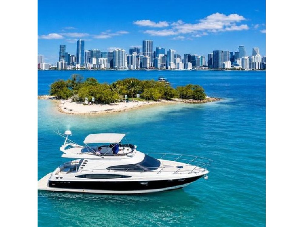Luxury Miami Yacht Rental and 2 Jet Skis