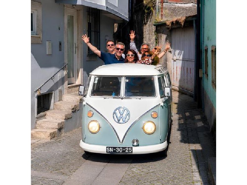 Porto: Exclusive Vintage VW Kombi Private Tour (2-8 People)