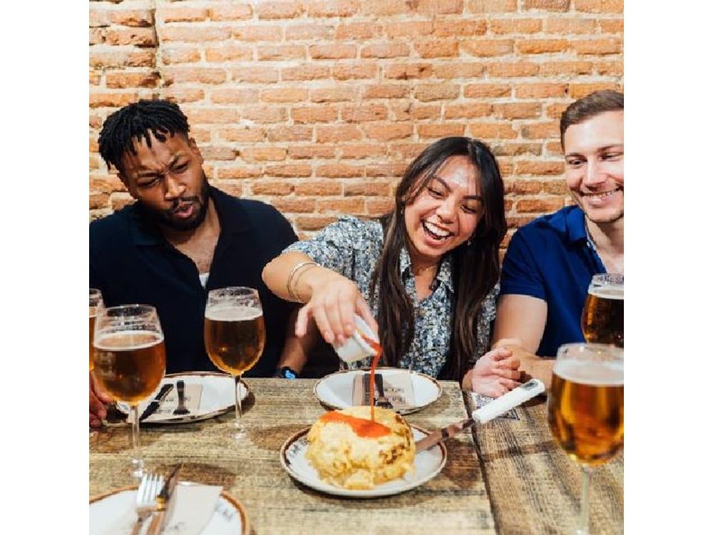 Madrid: Private Tapas & Wine Food Walking Tour in La Latina