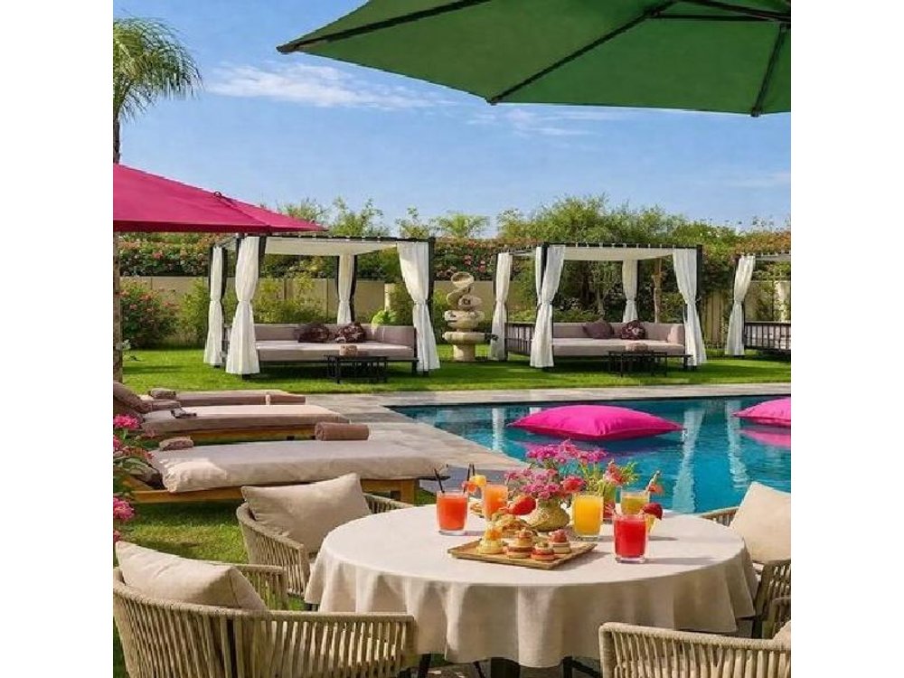 Marrakech Villa Day Pass: Pool, Moroccan Lunch & Hotel Pickup