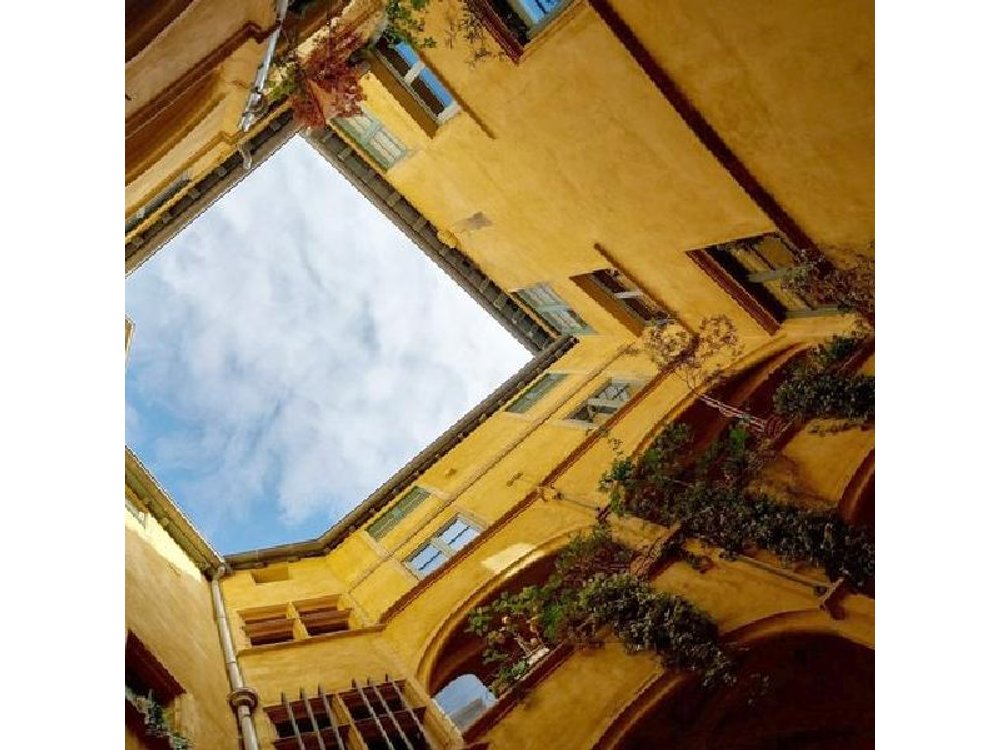 Big Traboules in Little Lyon Private Walking Tour