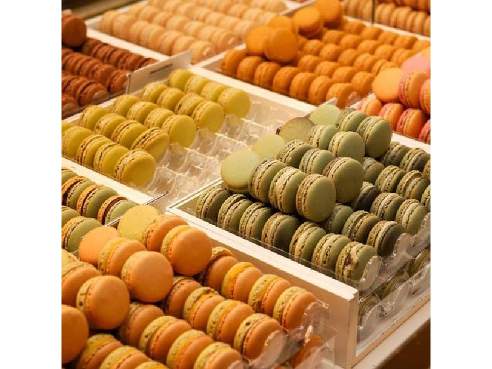 Paris French Macarons Small Group Baking Class with a Chef