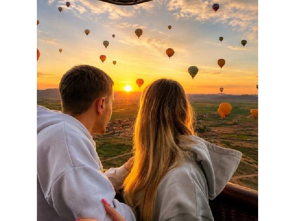 Marrakech hot air balloon flight at sunrise - Berber house