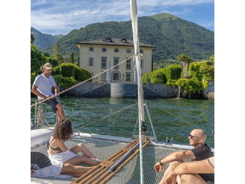 Shared 4h Catamaran Tour on Lake Como - from Tremezzo