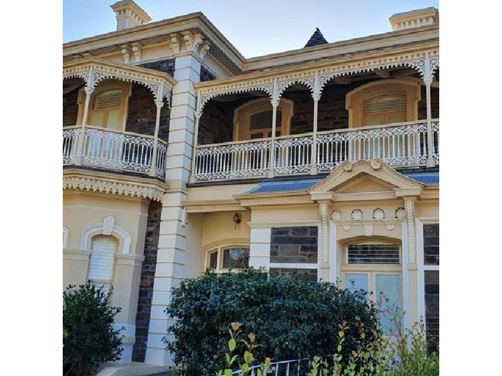 Adelaide : East & South Terraces Walking Tour