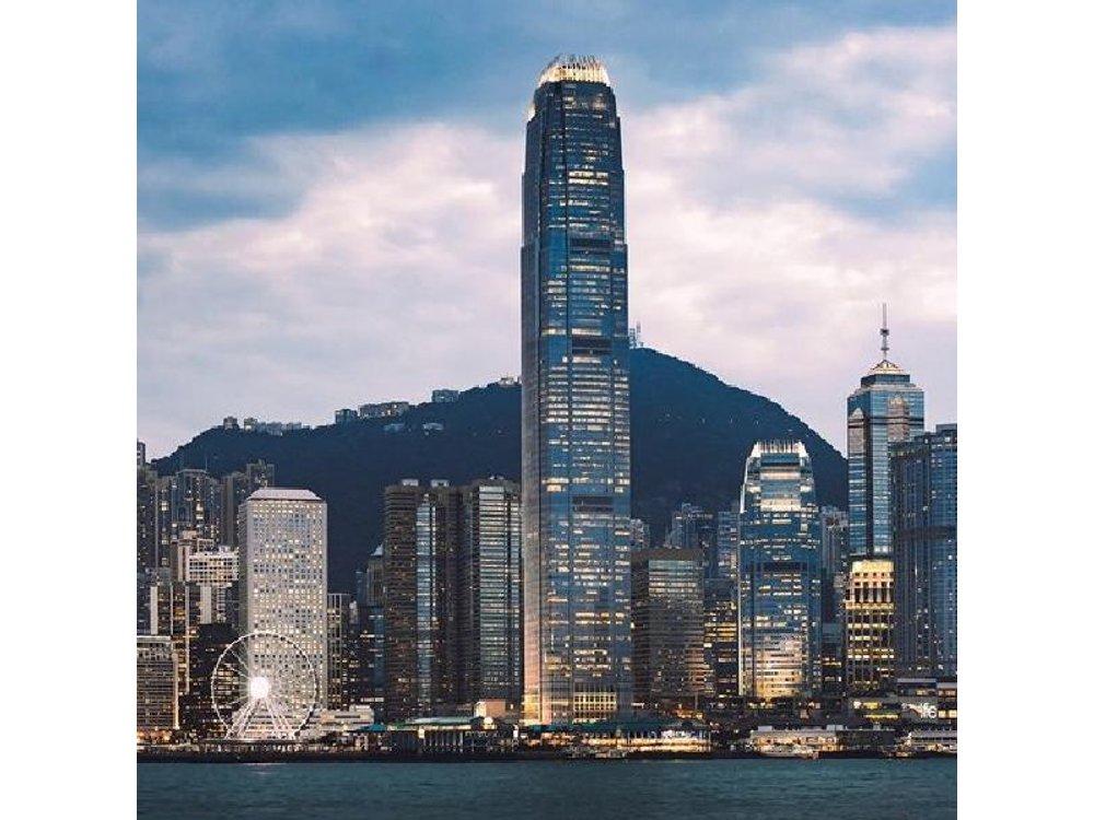 Hong Kong Private Tour: Aberdeen, Central Heritage Walk & Dim Sum