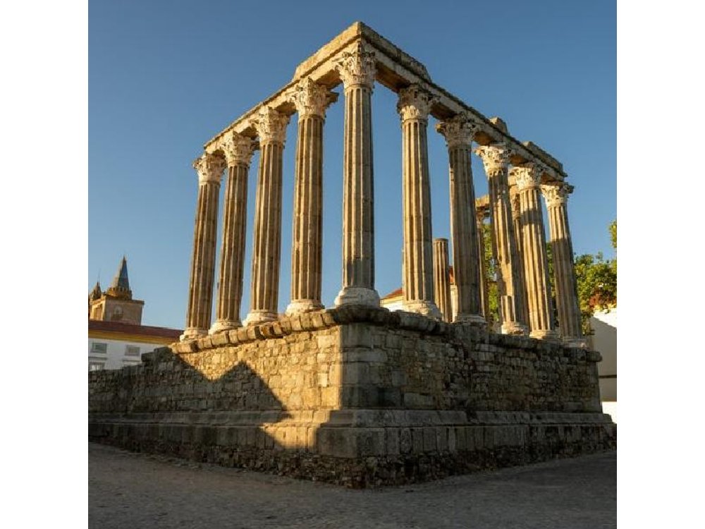 Lisbon: Évora Winery Tour, Bones Chapel & Tastings - Small Group