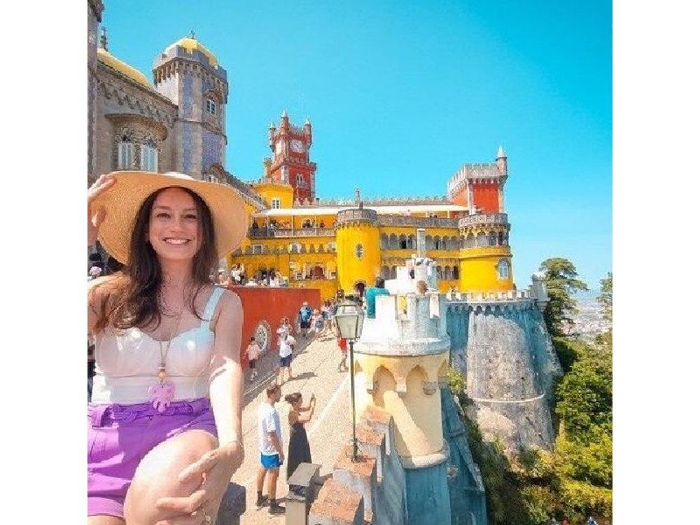 Sintra & Cascais Small Group Tour from Lisbon