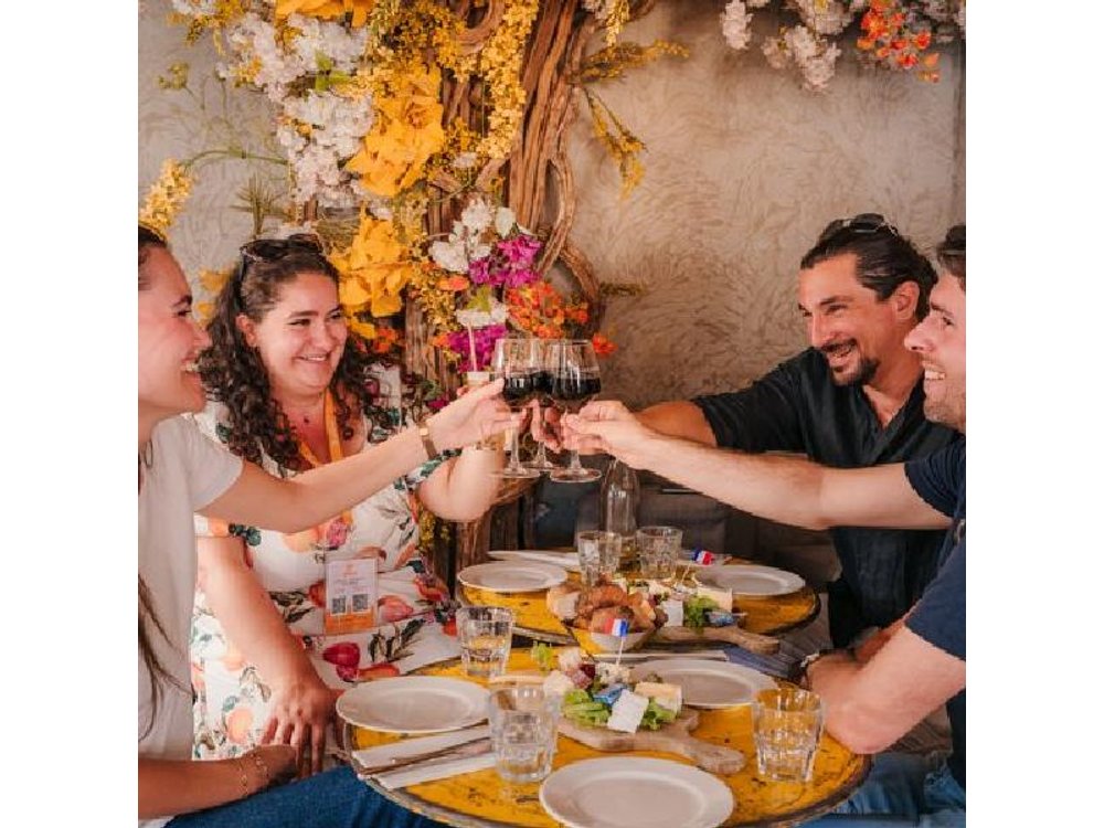 Paris Le Marais Food Tour – Full French Meal by Do Eat Better