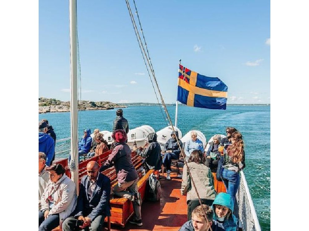 Archipelago Tour with Guide in Gothenburg
