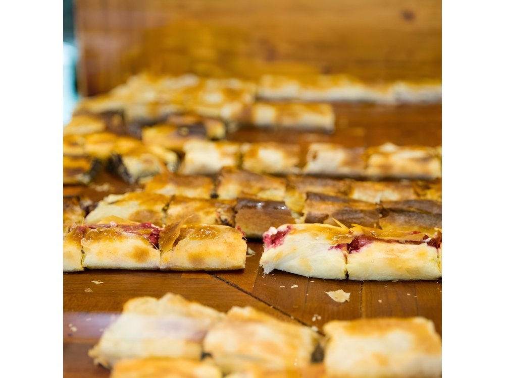 Budapest Urban Treats - Cake and Coffee House Tour