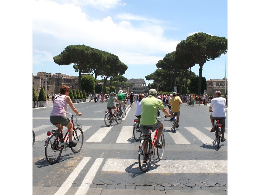Rome Highlights Bike Tour 3 Hour City Cycling Experience