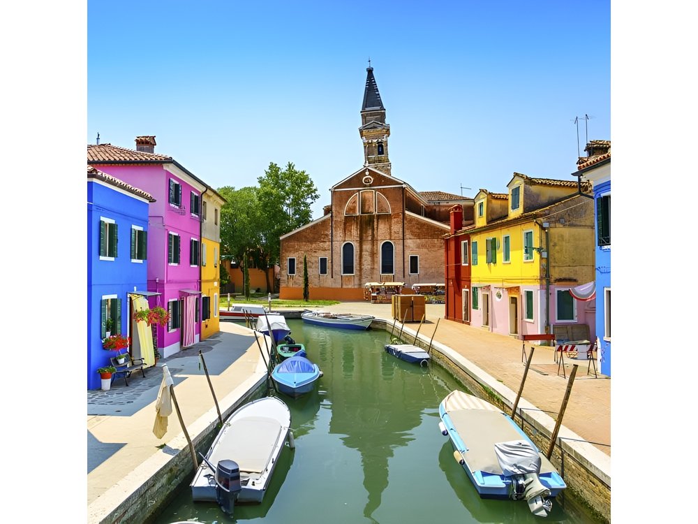 Venice’s Colorful Islands: Private Murano, Burano & Torcello Tour