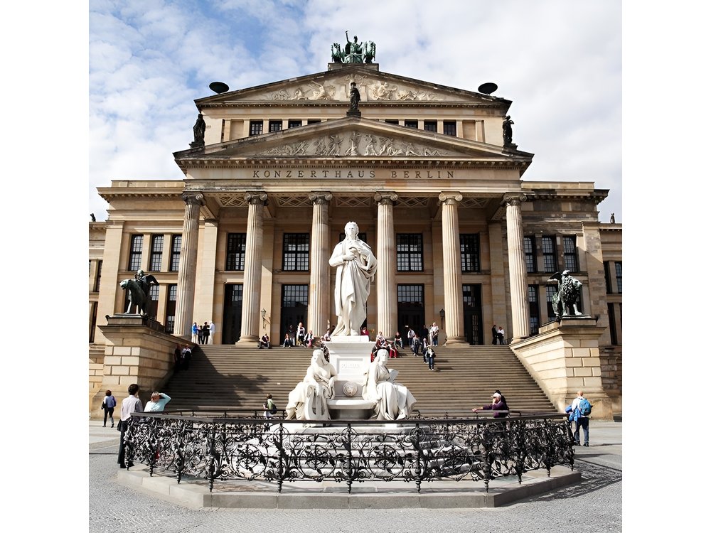 Hamburg Shore Excursion: Private Berlin Day Trip
