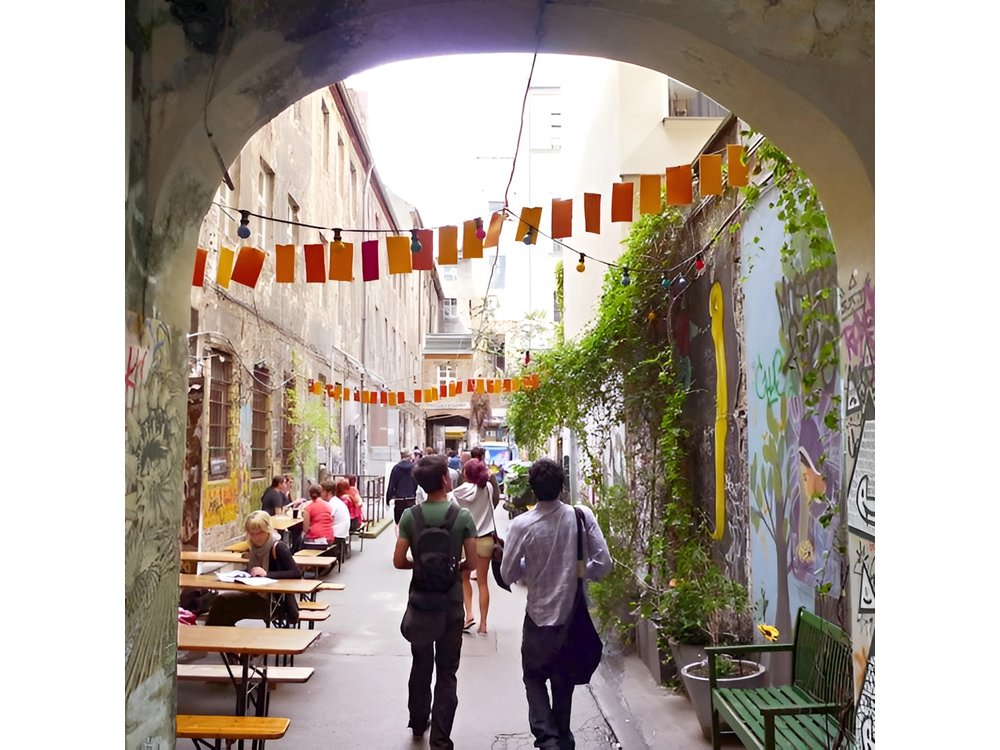 The Real Berlin Walking Tour: Art, Food and Counterculture