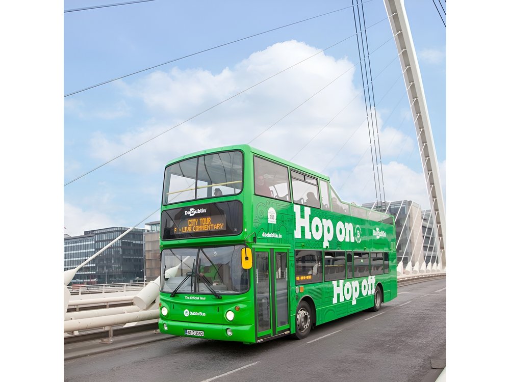 Dublin Hop-On Hop-Off Bus Tour with Guide and Little Museum Entry