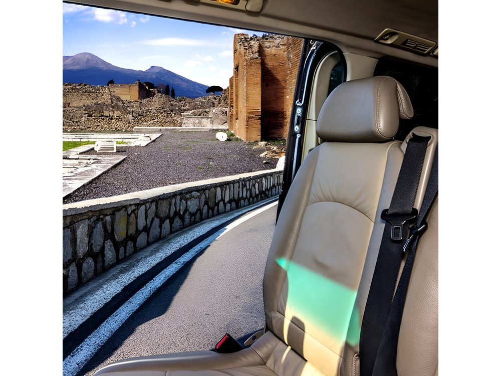 Daytrip from Naples port to Pompei, Sorrento & Positano