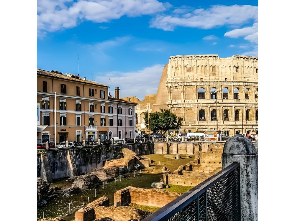 Private 4 Hours City Tour of Colosseum and Rome Highlights