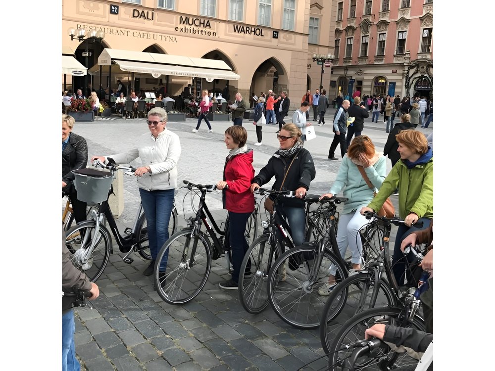 3-hour Complete Prague Bike Tour