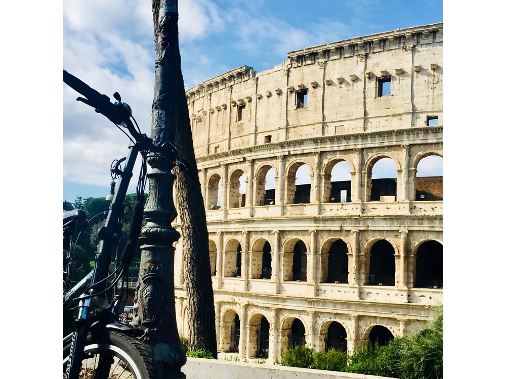 Gems of Rome: Small group E-bike tour with street food stops