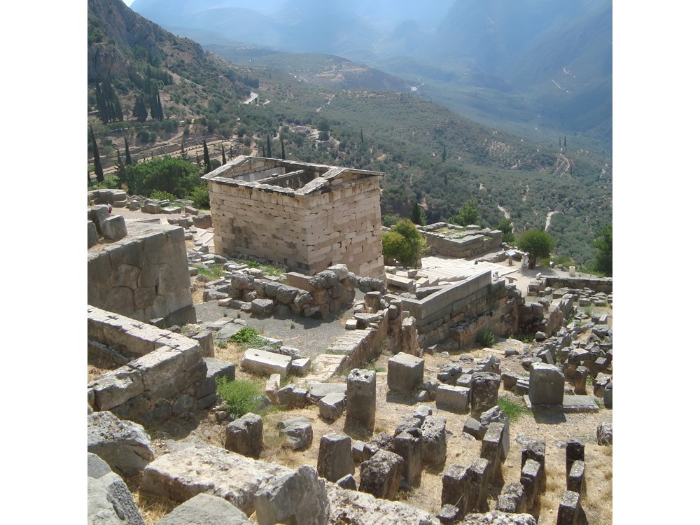 Delphi, Hosios Loukas Monastery full day private tour from Athens